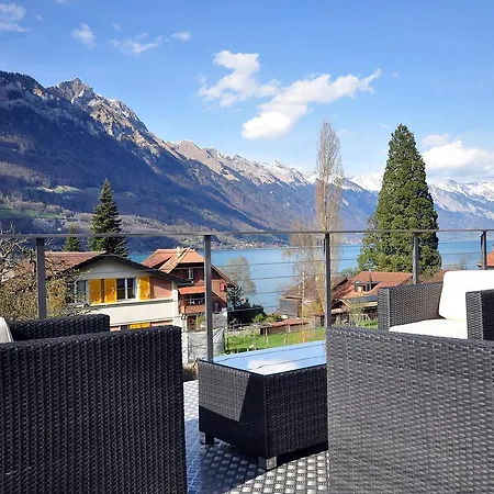 View * Bönigen